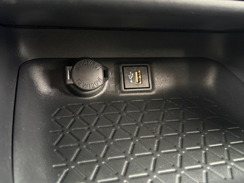 2025 Toyota RAV4 Plug-In Hybrid SE