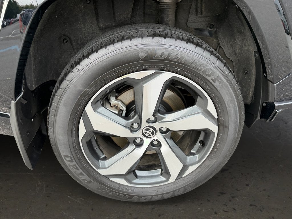 2025 Toyota RAV4 Plug-In Hybrid SE