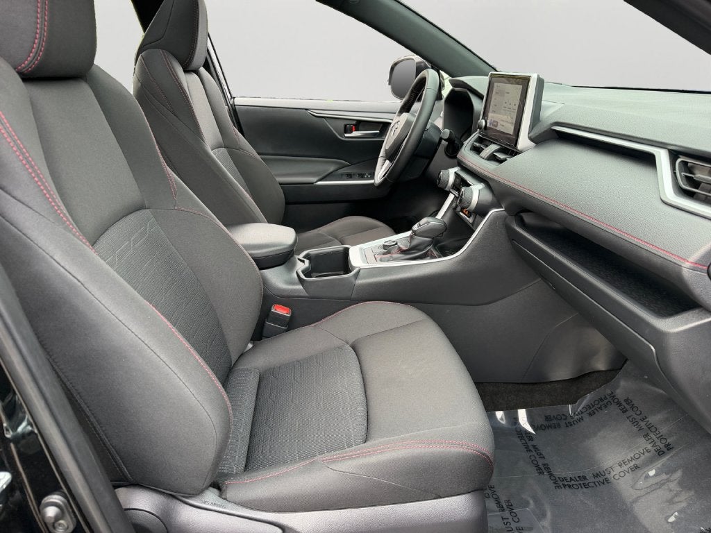2025 Toyota RAV4 Plug-In Hybrid SE