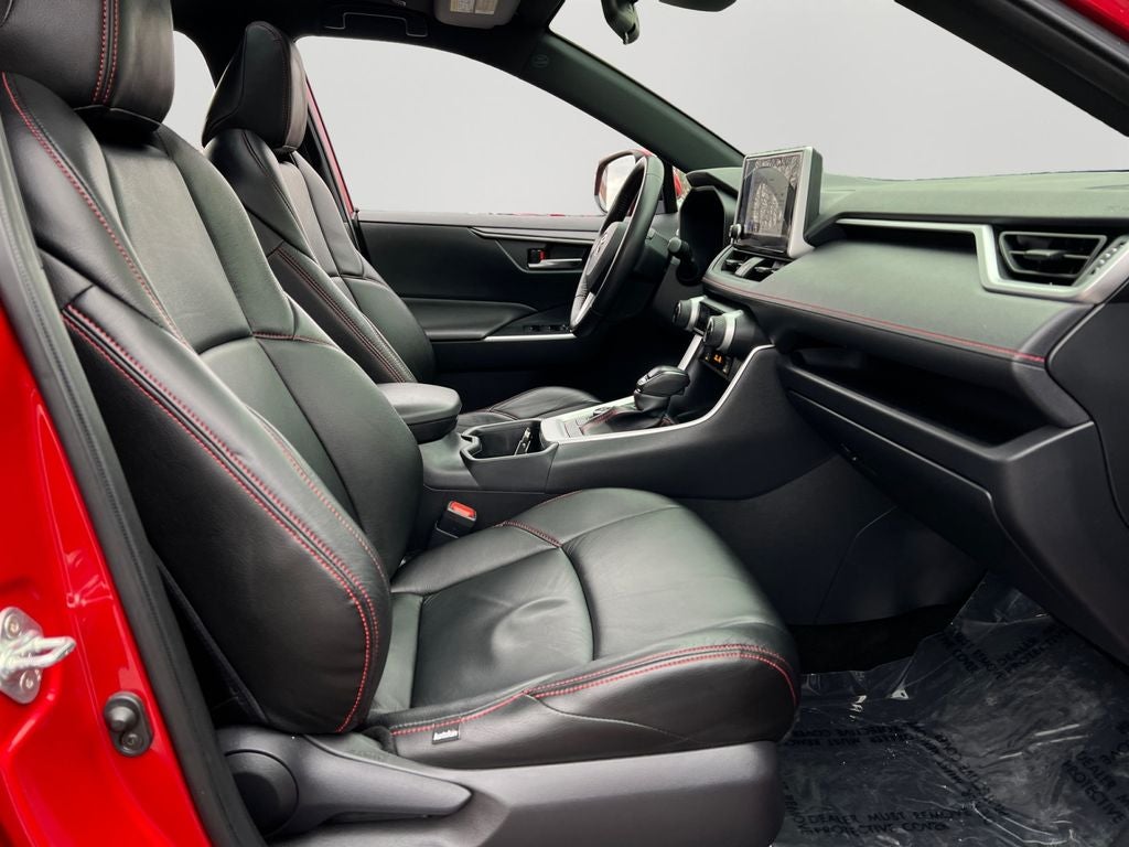 2023 Toyota RAV4 Prime SE W/ Leather Seats!