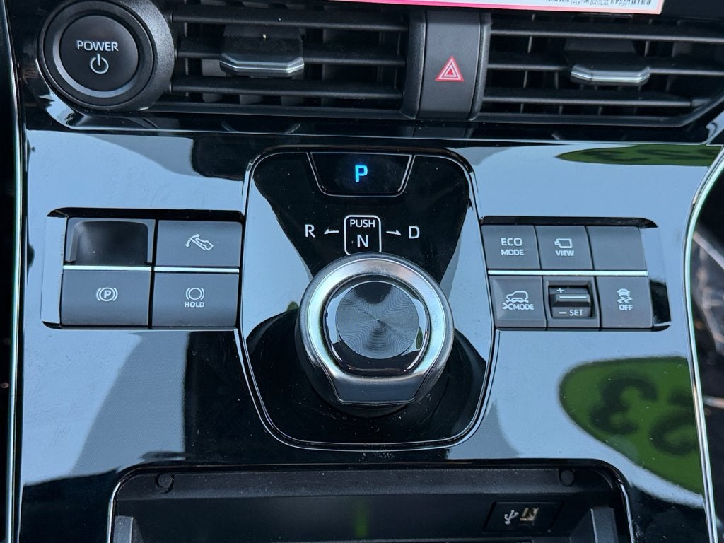 2023 Toyota bZ4X Limited