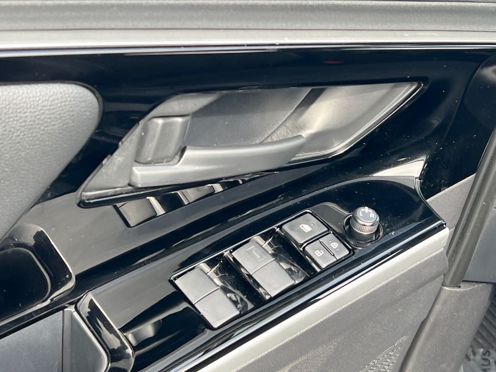 2024 Toyota bZ4X XLE