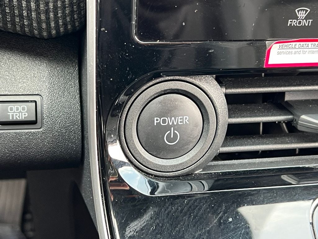 2024 Toyota bZ4X XLE