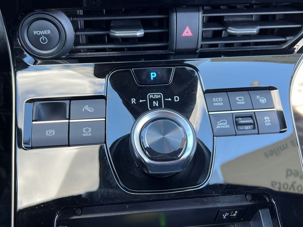 2024 Toyota bZ4X Limited Pearl White!