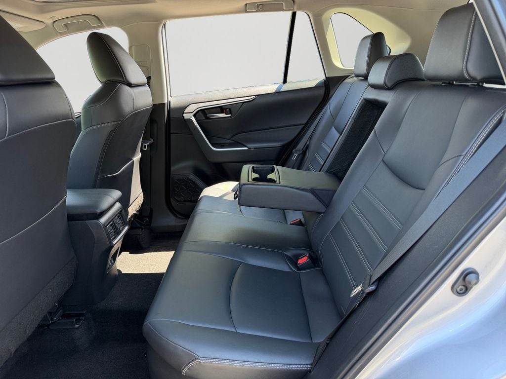 2025 Toyota RAV4 Hybrid XLE Premium