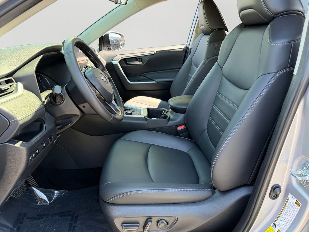 2025 Toyota RAV4 Hybrid XLE Premium