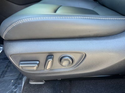 2025 Toyota RAV4 Hybrid XLE Premium