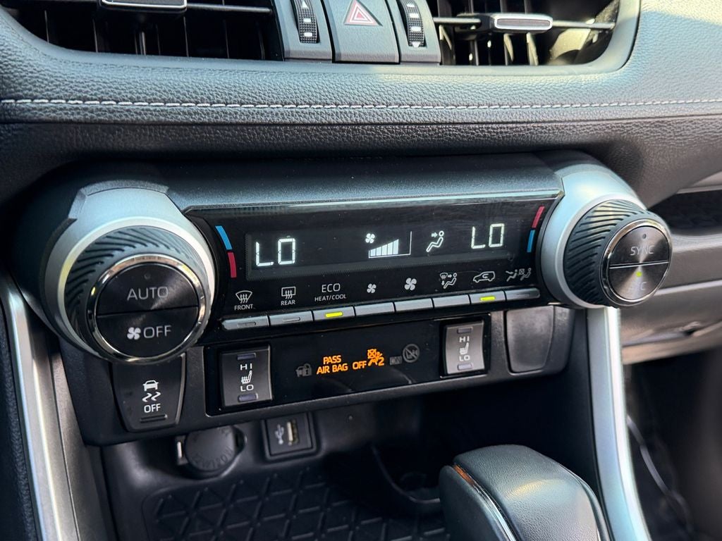 2025 Toyota RAV4 Hybrid XLE Premium