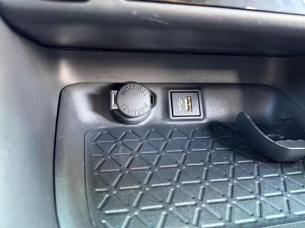 2025 Toyota RAV4 Hybrid XLE Premium