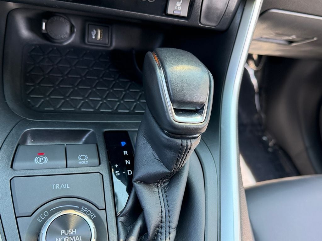 2025 Toyota RAV4 Hybrid XLE Premium