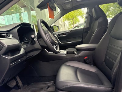 2025 Toyota RAV4 Hybrid XLE Premium