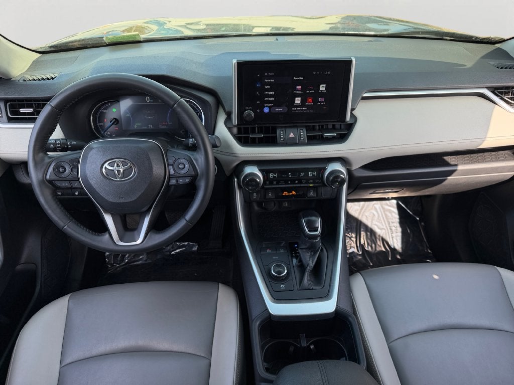 2023 Toyota RAV4 Hybrid XLE Premium