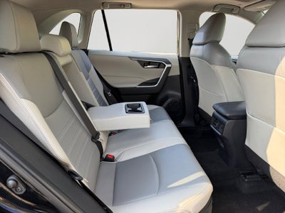 2023 Toyota RAV4 Hybrid XLE Premium
