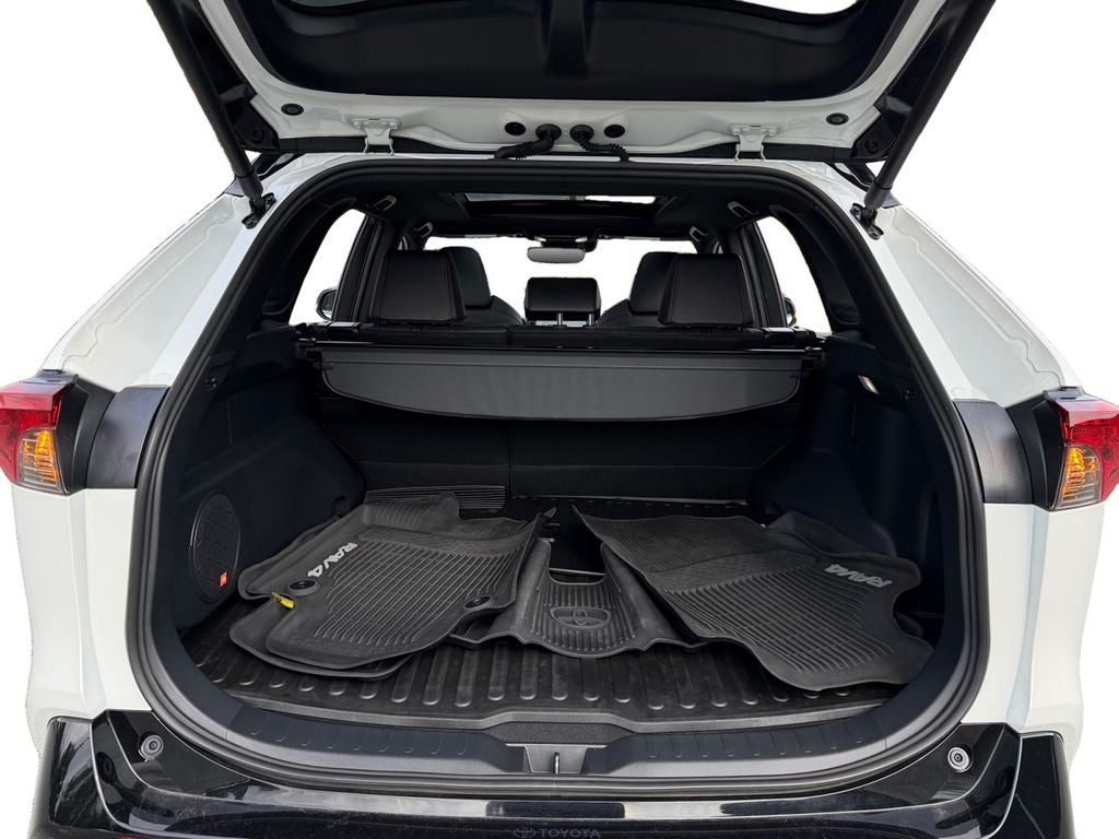 2025 Toyota RAV4 Plug-In Hybrid XSE