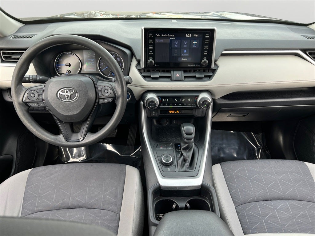 2020 Toyota RAV4 Hybrid XLE