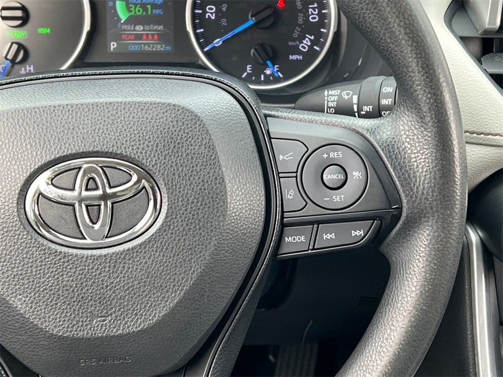 2020 Toyota RAV4 Hybrid XLE