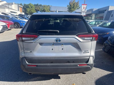 2023 Toyota RAV4 Hybrid XLE W/ SUNROOF!