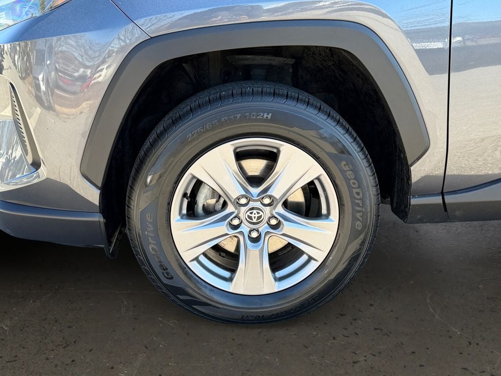 2023 Toyota RAV4 Hybrid XLE