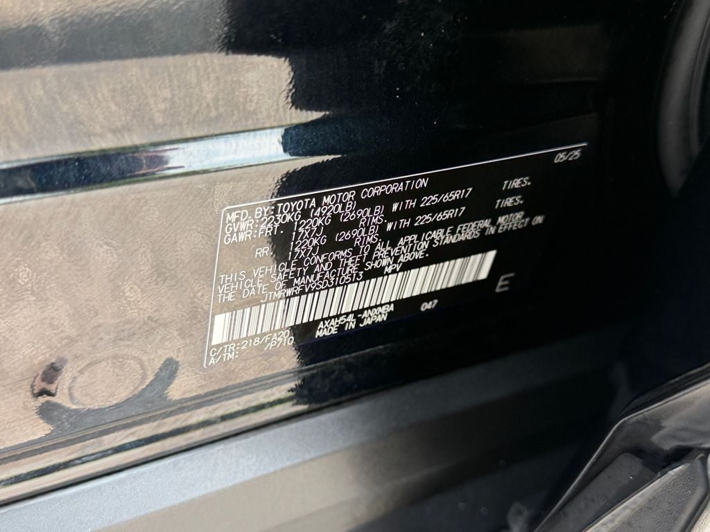 2025 Toyota RAV4 Hybrid XLE