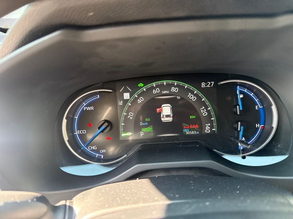 2023 Toyota RAV4 Hybrid XLE W/ SUNROOF!