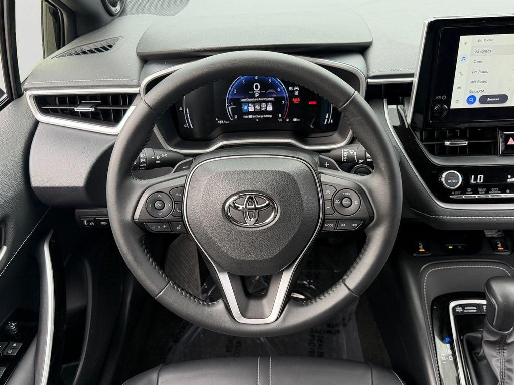 2025 Toyota Corolla Hatchback XSE