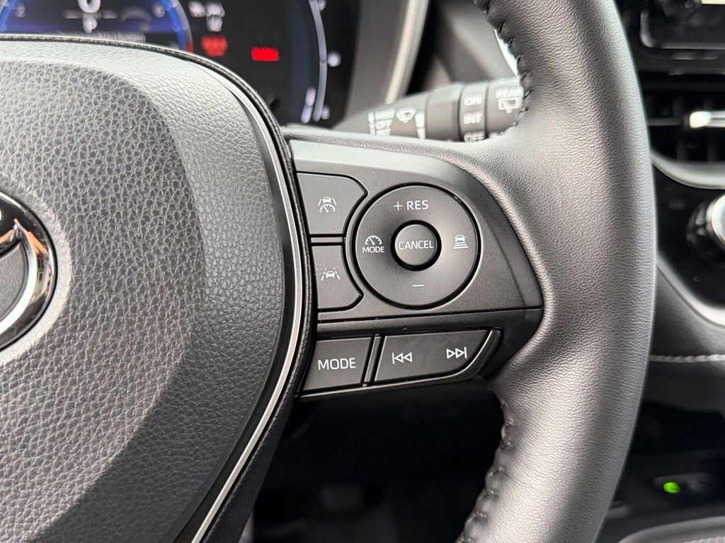 2025 Toyota Corolla Hatchback XSE