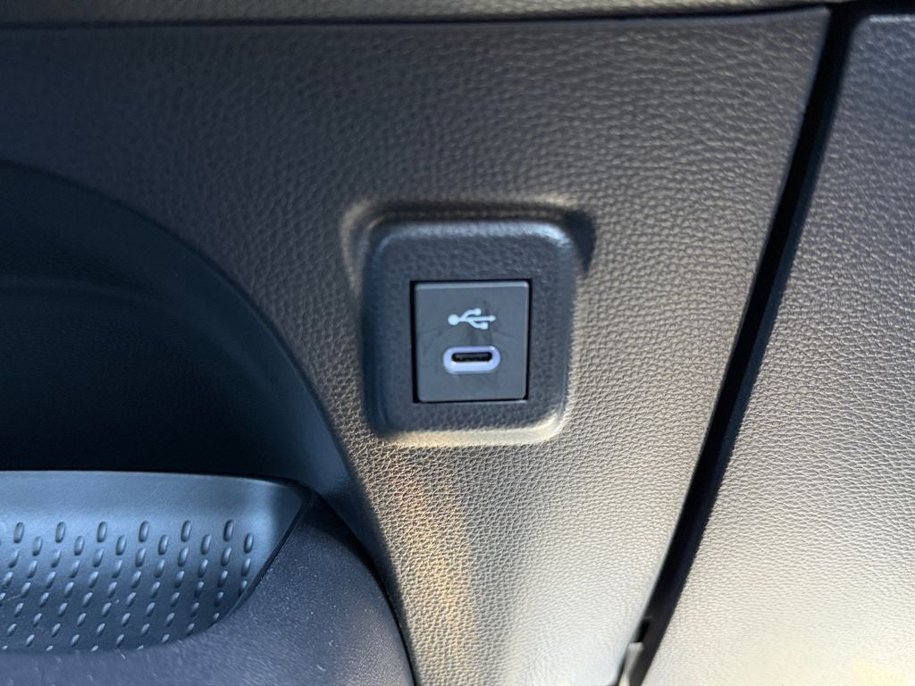 2025 Toyota Corolla Hatchback SE