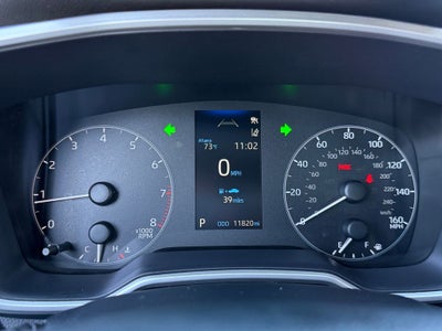 2025 Toyota Corolla Hatchback SE