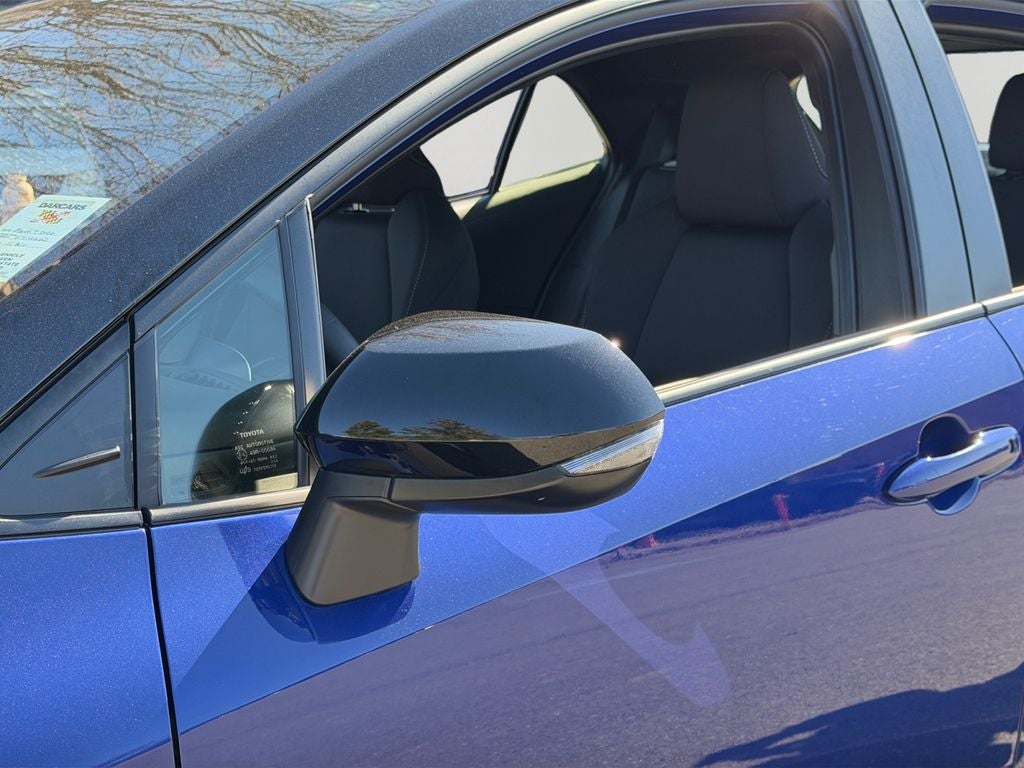 2025 Toyota Corolla Hatchback SE