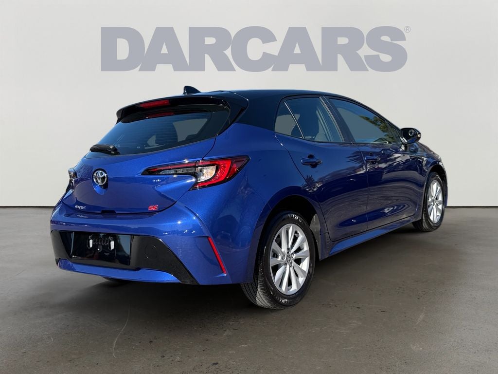 2025 Toyota Corolla Hatchback SE
