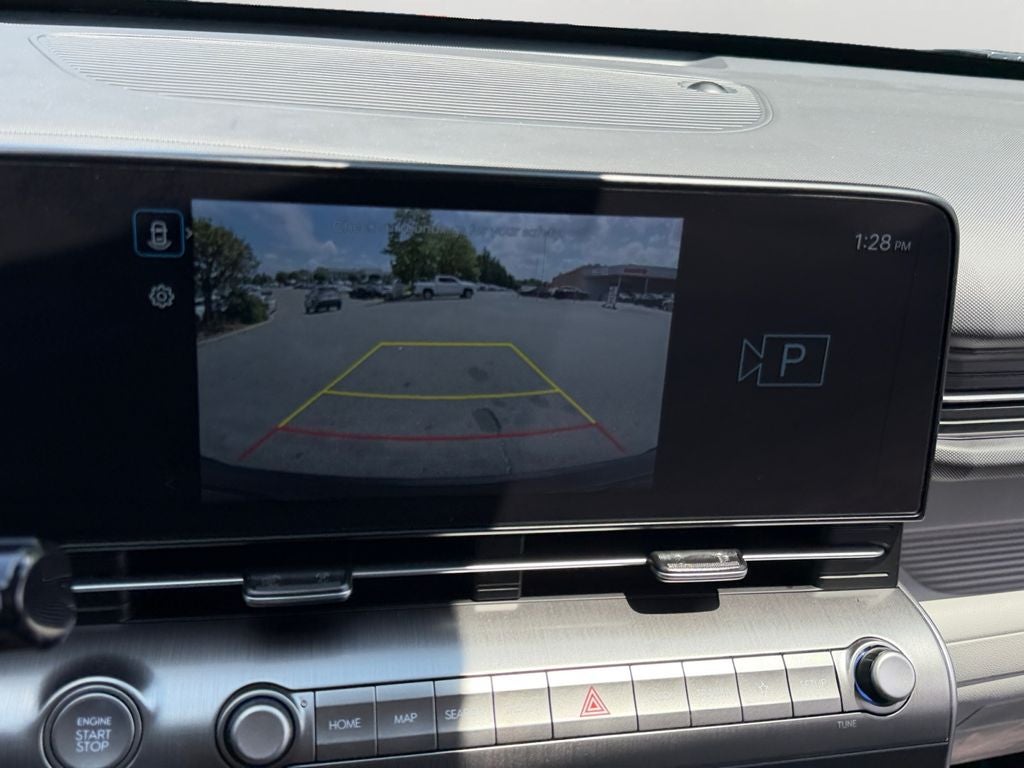 2025 Hyundai Kona SE