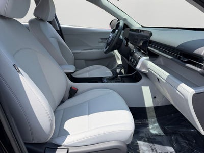 2025 Hyundai Kona SE