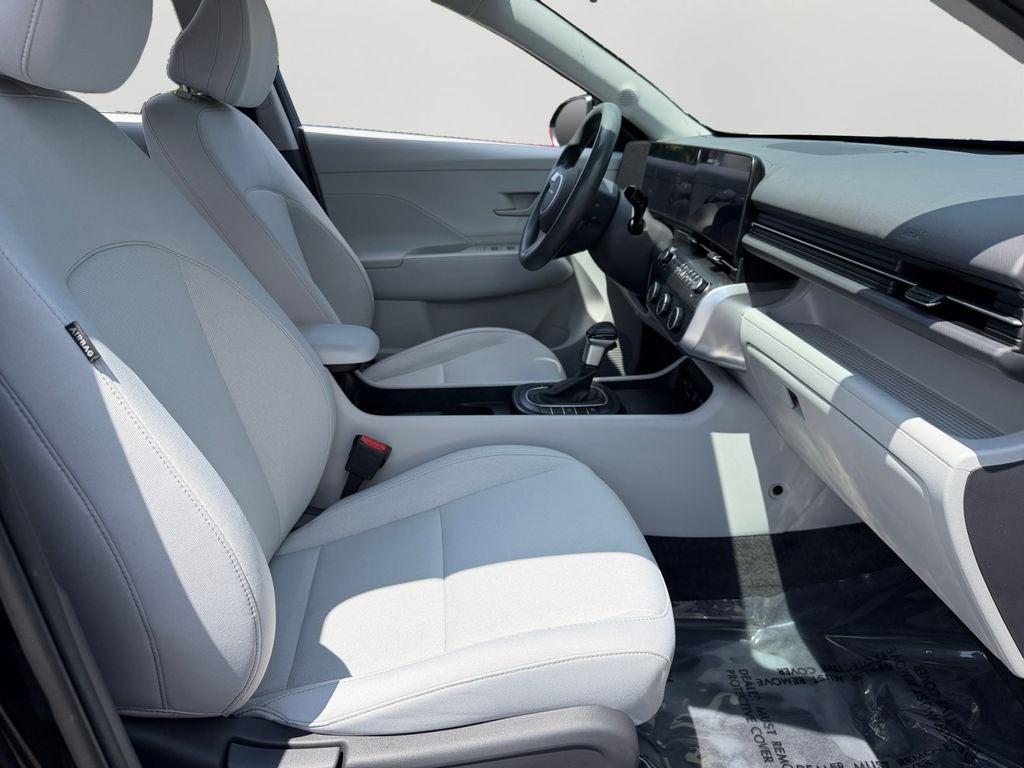 2025 Hyundai Kona SE