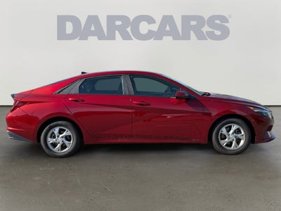 2023 Hyundai Elantra SE