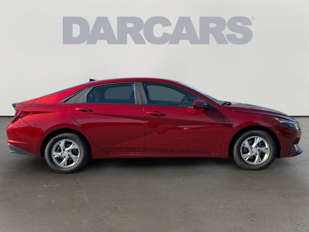 2023 Hyundai Elantra SE