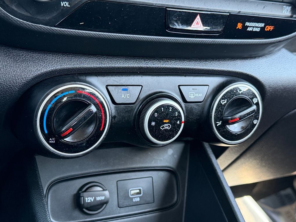 2020 Hyundai Venue SE