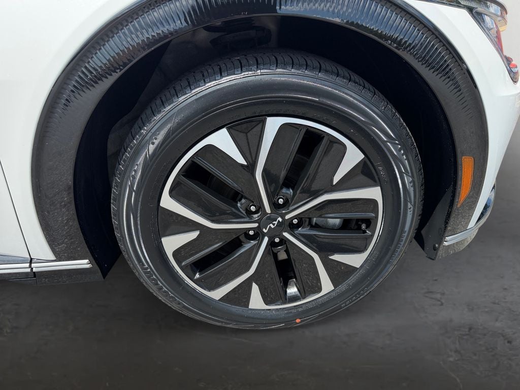 2023 Kia EV6 Wind
