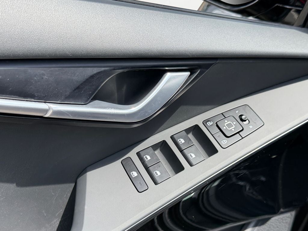 2023 Kia Niro EV Wind