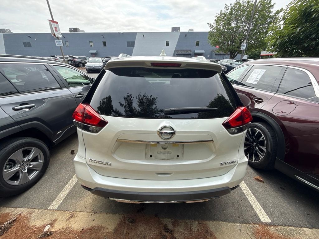2018 Nissan Rogue SV