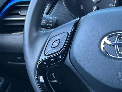 2021 Toyota C-HR XLE Clean Low Miles!