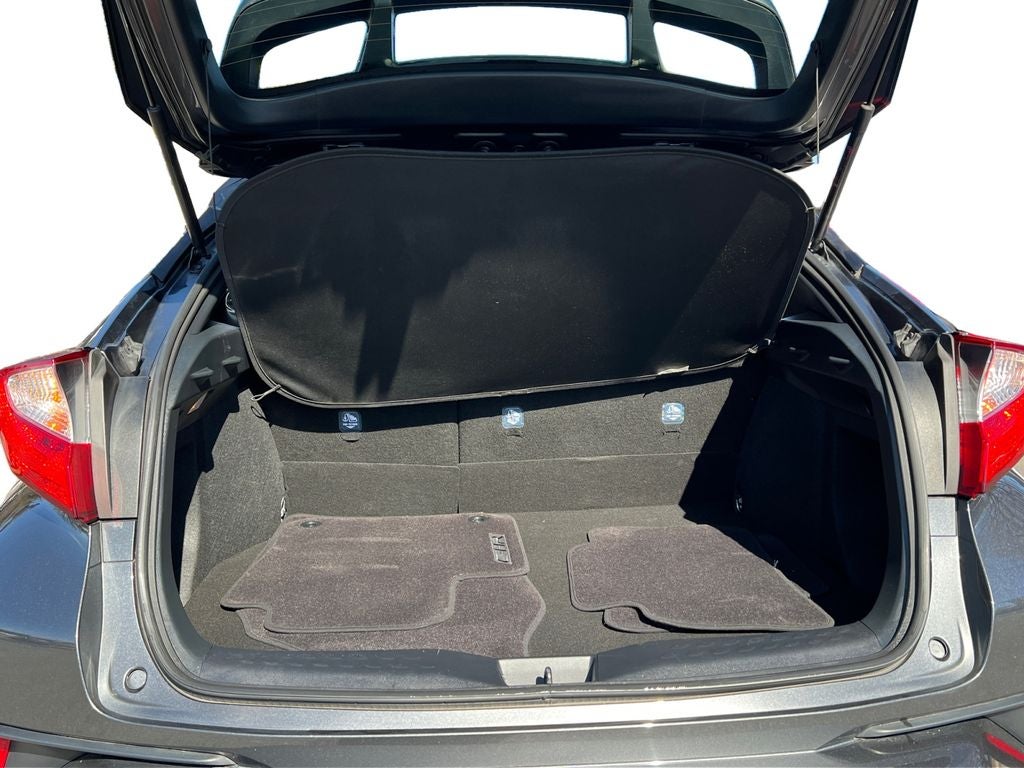 2021 Toyota C-HR XLE Clean Low Miles!