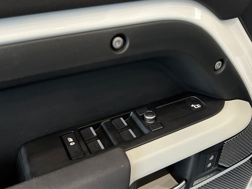 2021 Land Rover Defender 110 S