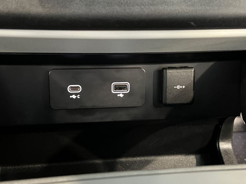 2021 Land Rover Defender 110 S