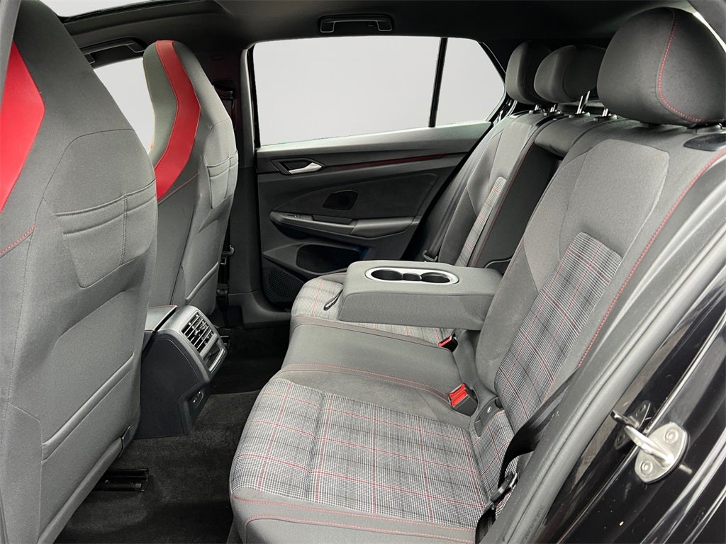 2024 Volkswagen Golf GTI SE