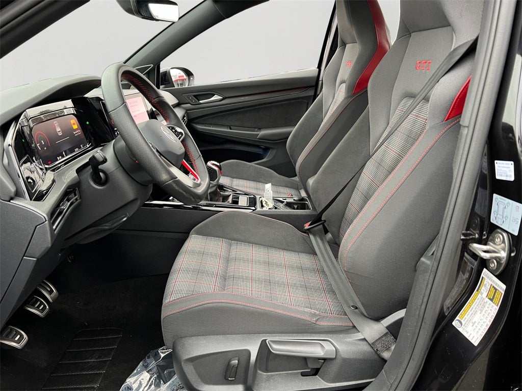 2024 Volkswagen Golf GTI SE