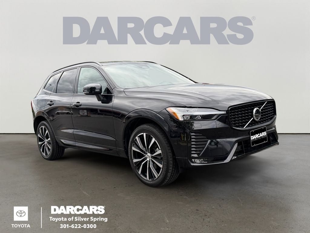 2024 Volvo XC60 B5 Plus Dark Theme