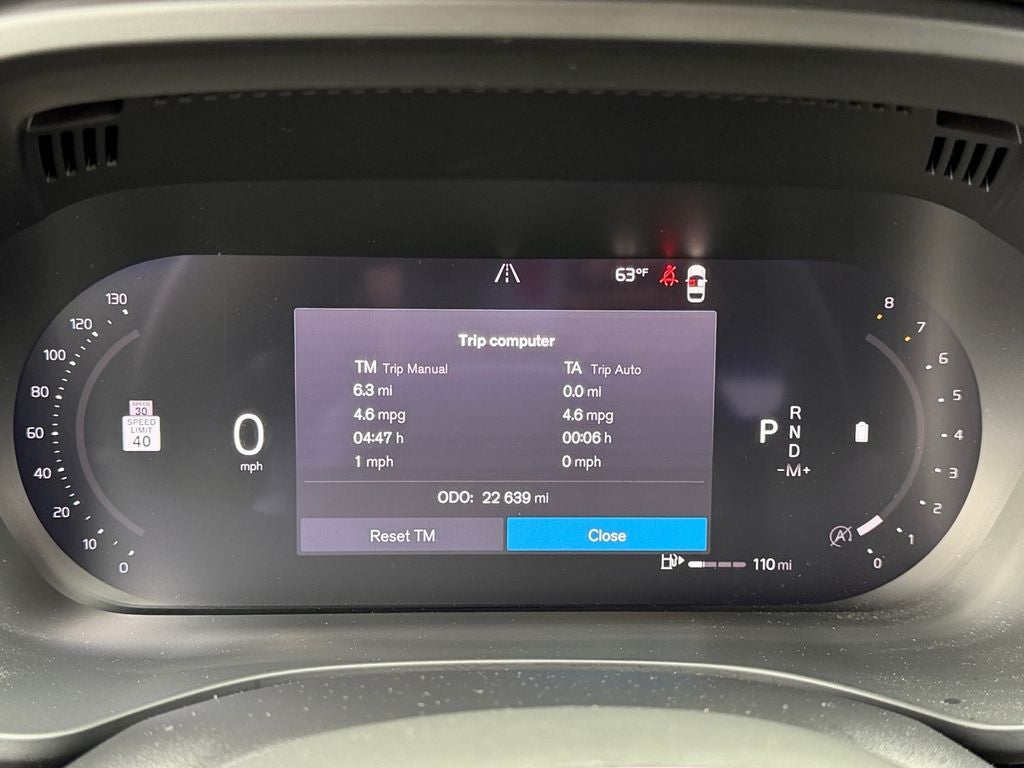 2024 Volvo XC60 B5 Plus Dark Theme