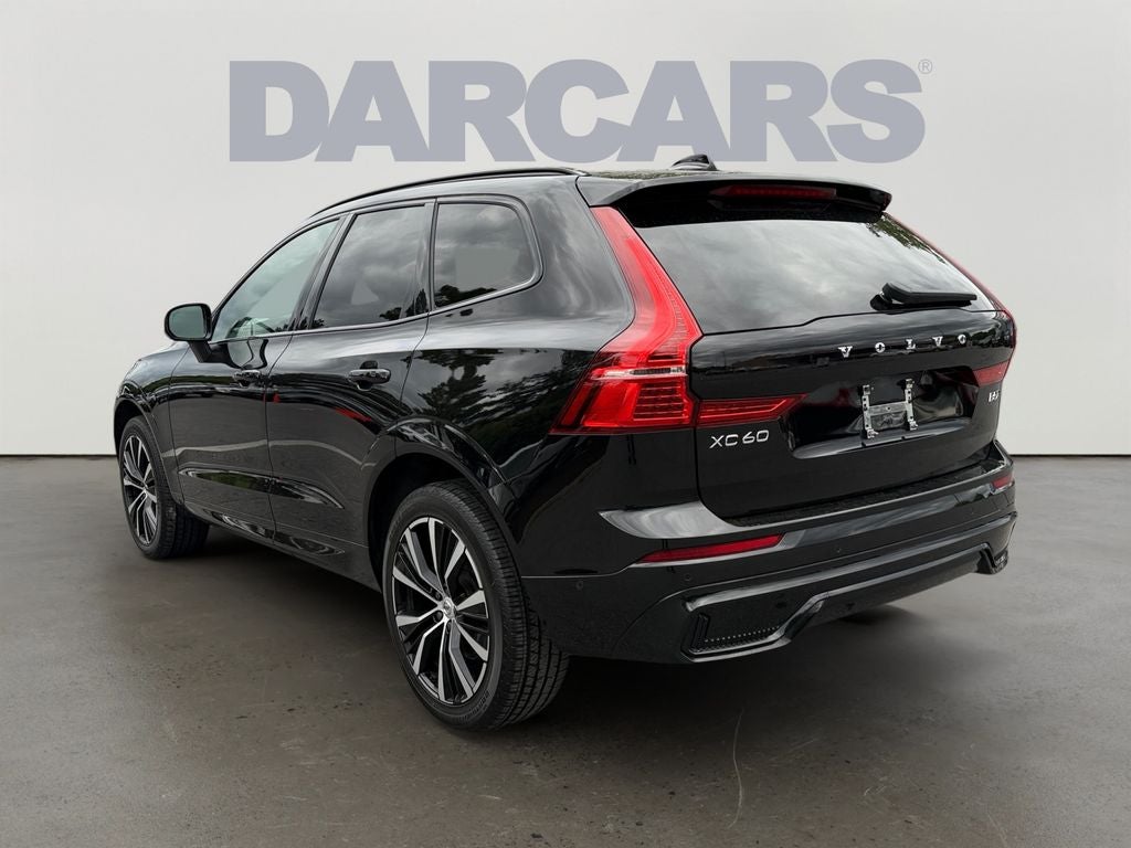 2024 Volvo XC60 B5 Plus Dark Theme