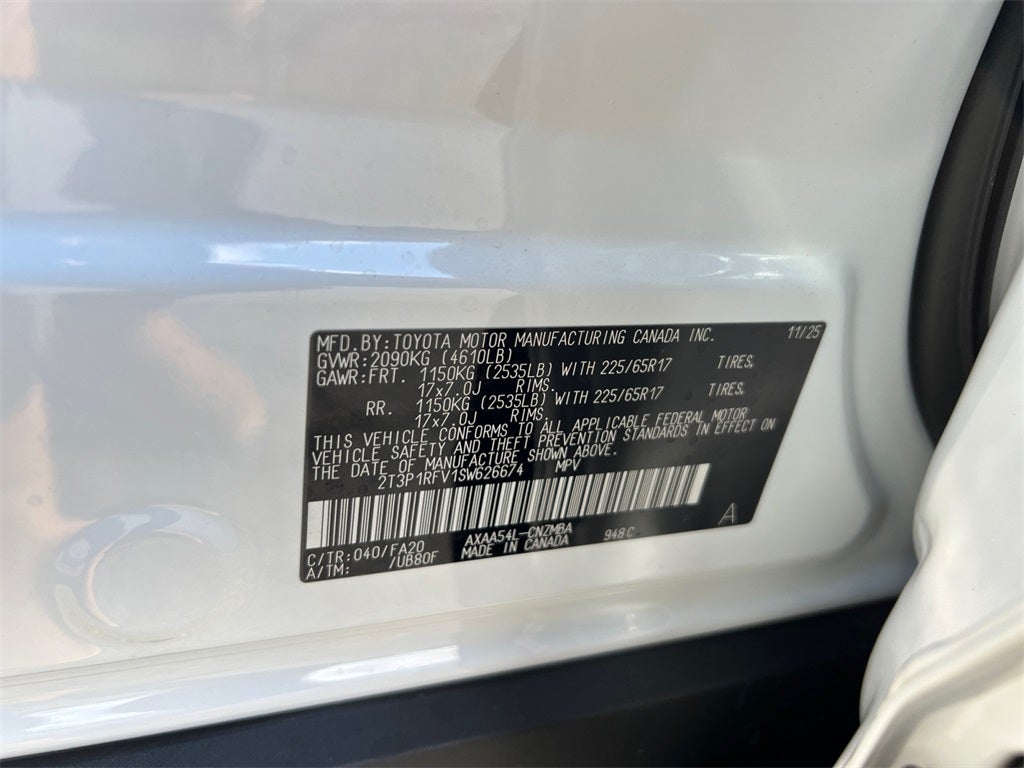 2025 Toyota RAV4 XLE