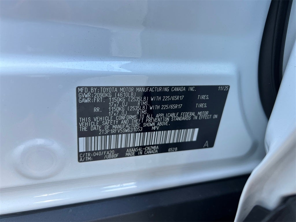 2025 Toyota RAV4 XLE